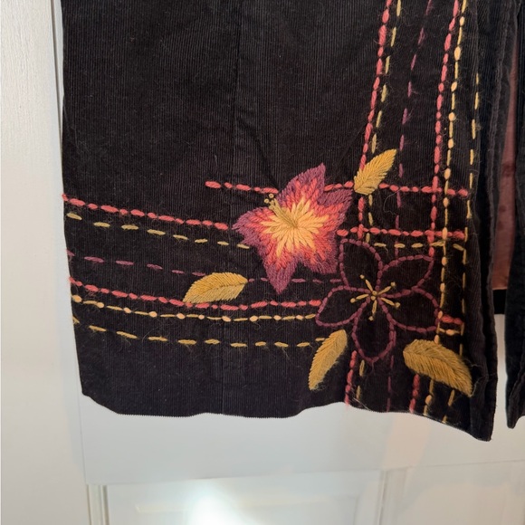 Vintage J. Jill Black Corduroy Jacket with Embroidery Details - Picture 2 of 5
